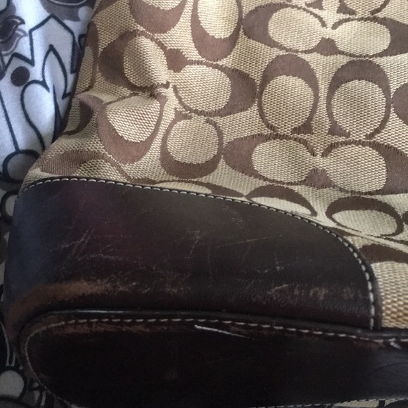 Coach 2000’s brown leather and Big C purse - Picture 6 of 10